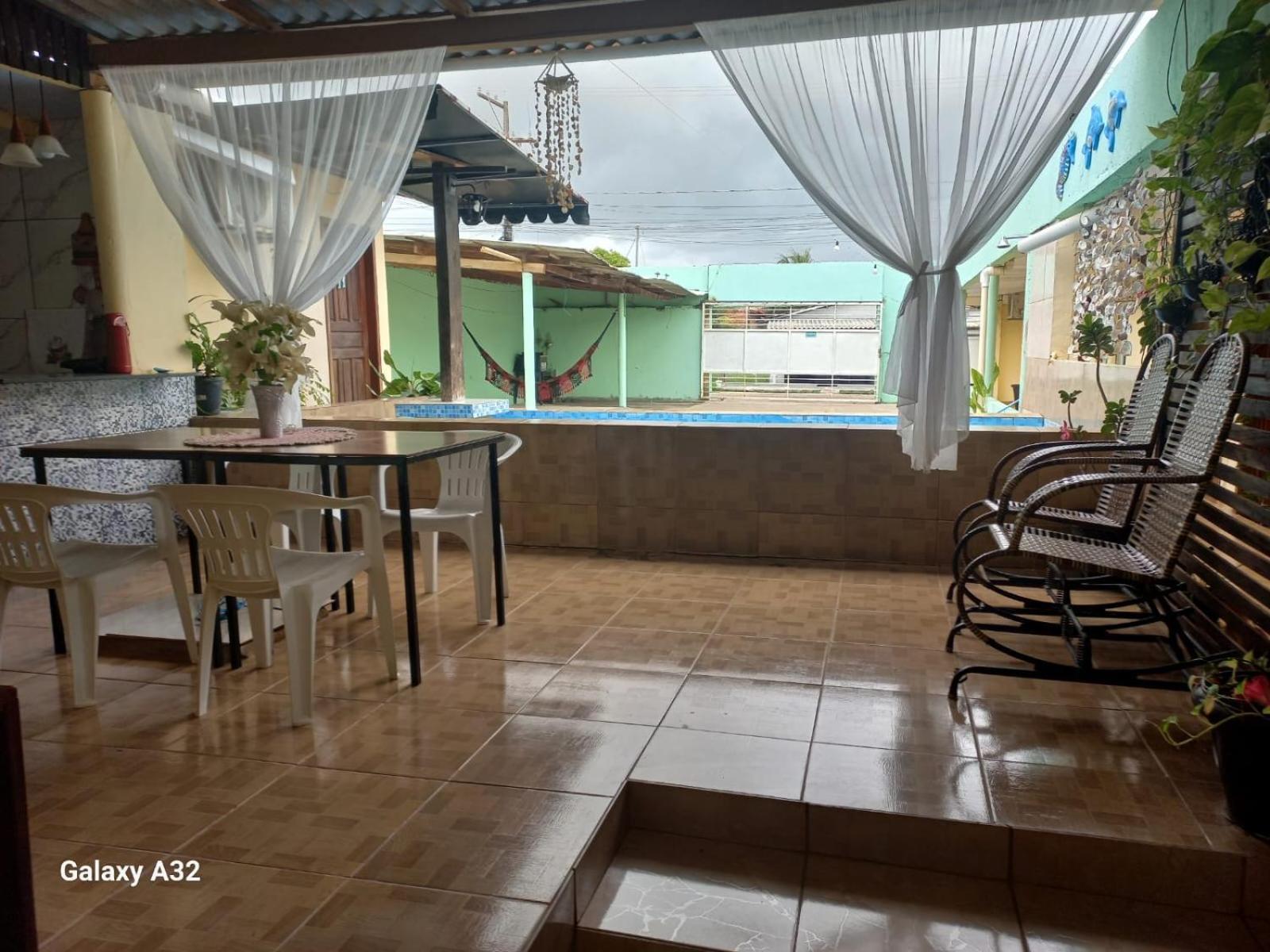 Apolonia Homestay *